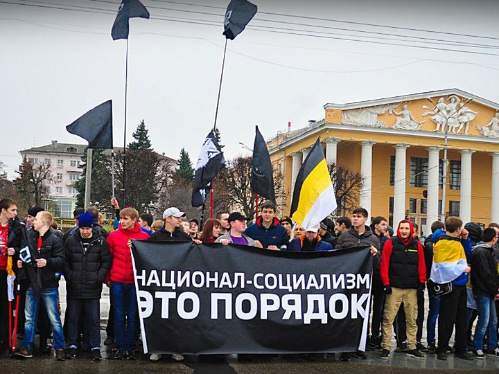 В Чувашии проверят заявление министра МВД, оправдывающее национал-социалистический лозунг на "Русском марше"