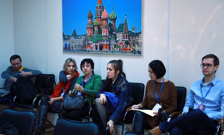 Визит "СМИротворцев" в Миграционный центр Москвы - Национальный акцент