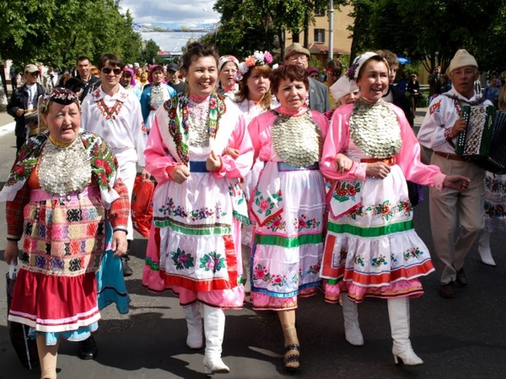 Йошкар-Ола встречает марийский Праздник цветов
