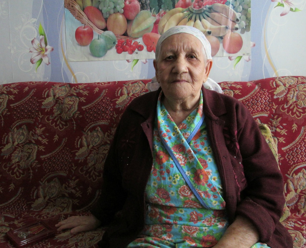 Юношеский задор и столетняя мудрость в каштановых глазах