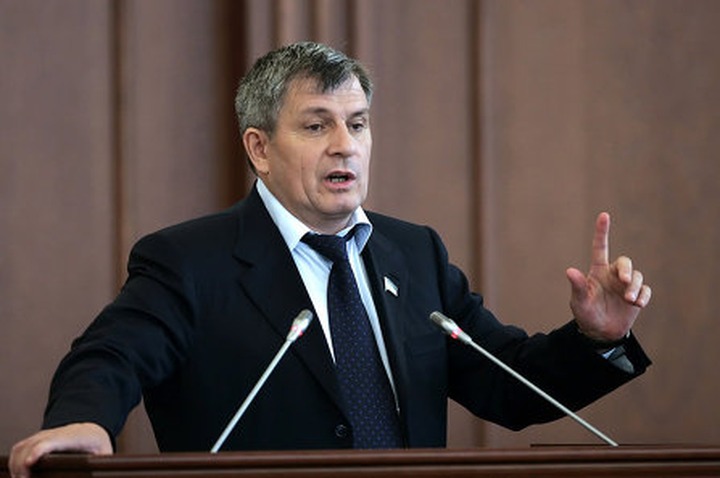 Глава парламента Чечни надеялся увидеть Жириновского на виселице