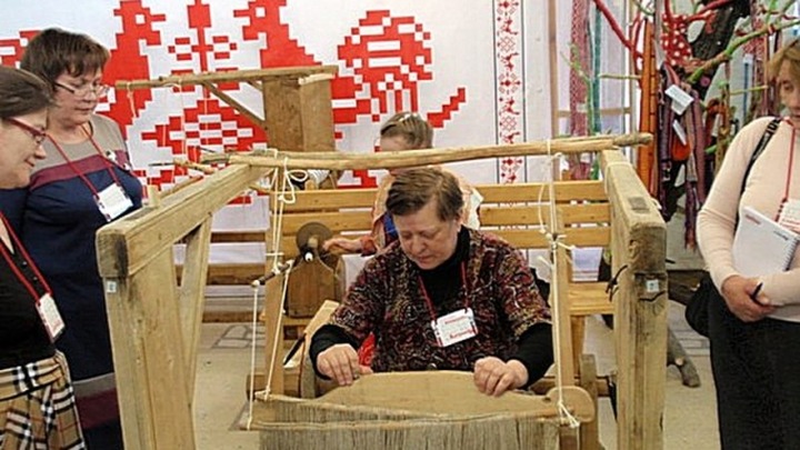 В Перми состоялся фестиваль традиционного ткачества "Весна. Кросна"