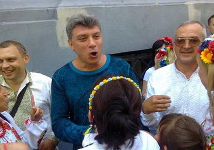 Немцова предложили проверить на экстремизм за участие в марше вышиванок