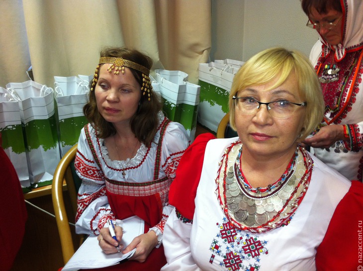 Награждение учителей родных языков по итогам всероссийского мастер-класса - Национальный акцент