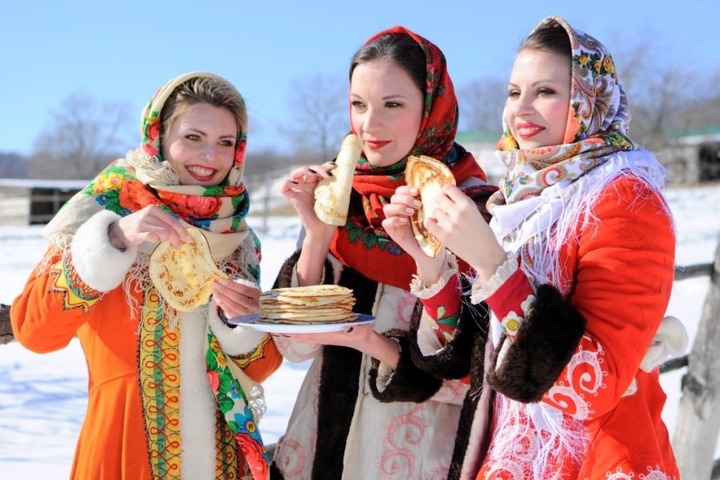 Масленичный пир и песочное шоу пройдут в парке "Зарядье"