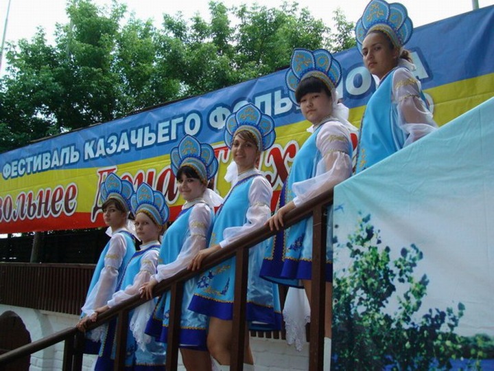В Ростовской области прошёл фестиваль казачьего фольклора