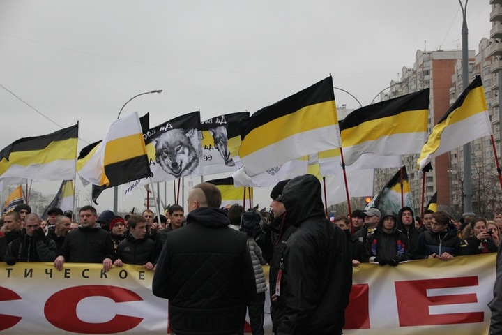 В Волгограде националисты провели "Русский марш"