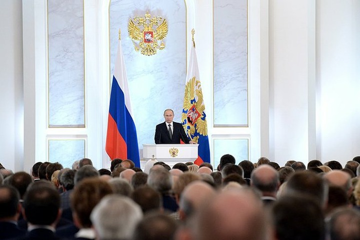 Эксперт: Национальную тему в послании Путина заслонили более важные проблемы