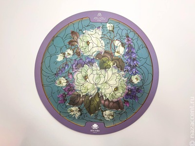 Собери поднос по частям! Жостовская фабрика выпустила деревянные пазлы для детей