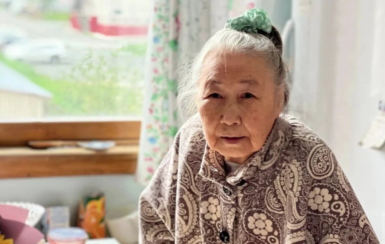 На Ямале отмечают 85-летие хранительницы ненецкого языка Нейко Янгасовой