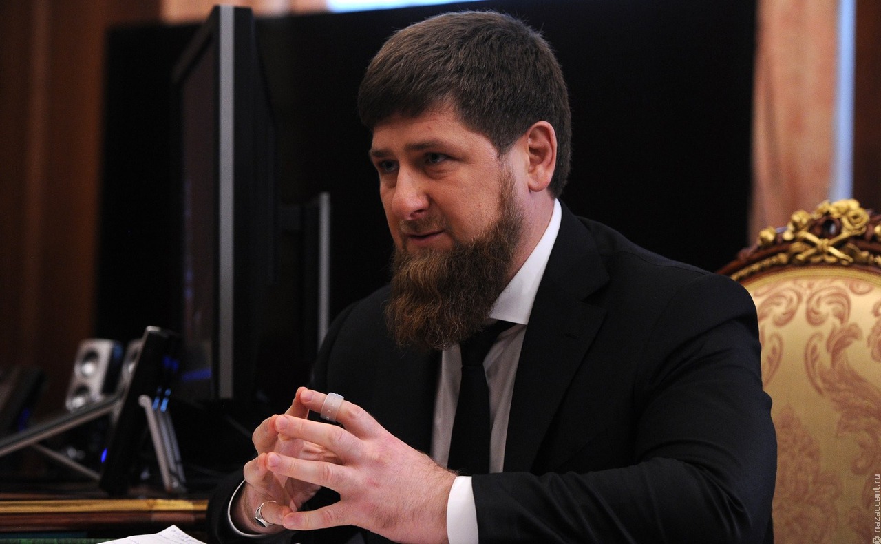 Рамзан Кадыров призвал жителей Чечни разговаривать в кругу семьи на чеченском