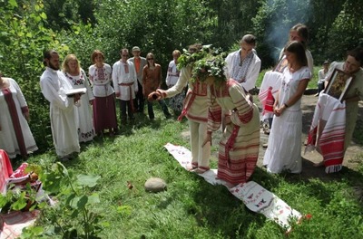 В Осинском районе на свадьбе споют на старославянском языке