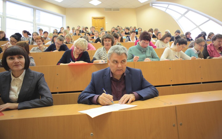 В Югре проведут диктанты на хантыйском, мансийском и ненецком языках