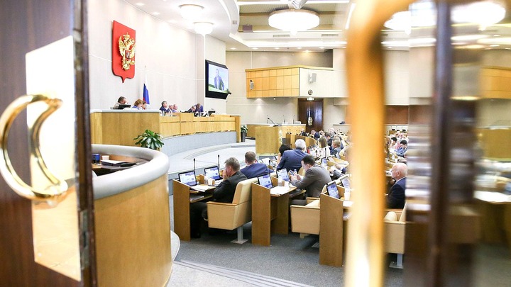 Госдума разработает меры стимулирования учителей родных языков