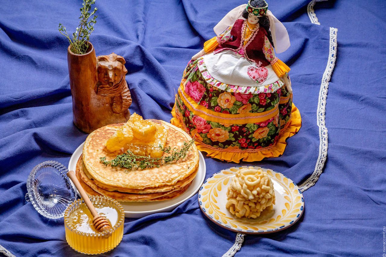 Башкирские, суздальские или смоленские: в Москве выбирают лучший рецепт блинов на Масленицу