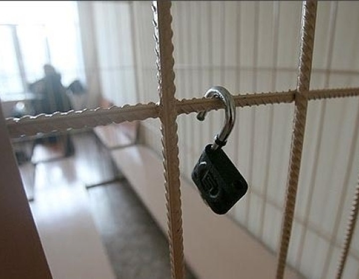 В Петербурге мать неонациста задержали за подготовку его побега из СИЗО