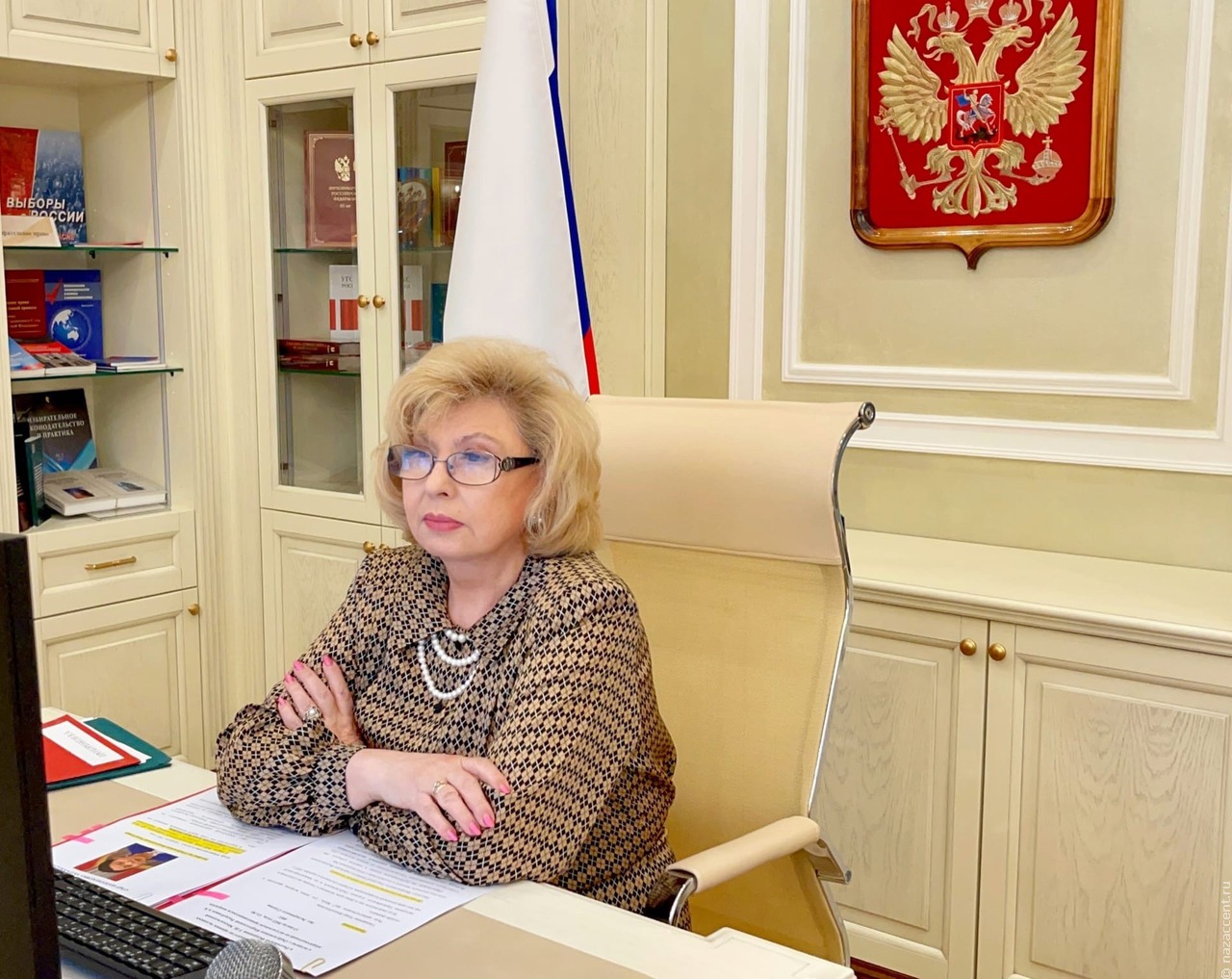 Омбудсмен предложила упростить постановку на миграционный учет граждан Украины