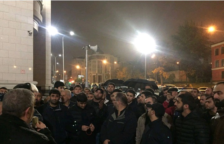 Конфликт с азербайджанцами произошел в московской Соборной мечети