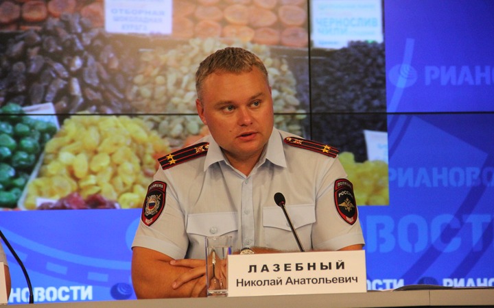 Во время рейда против незаконной торговли в Реутове на полицейских напали с металлическими прутами и оружием