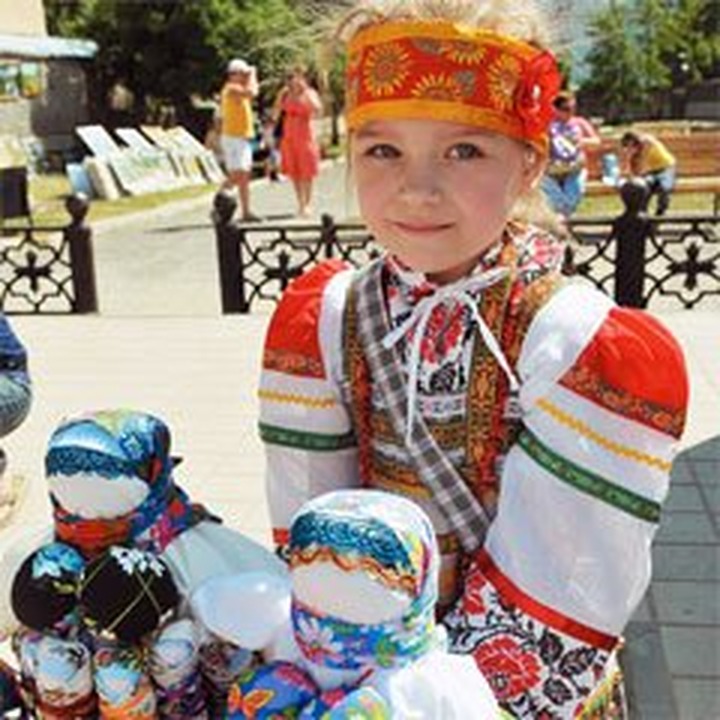Фольклорный фестиваль "Калужские карагоды" пройдет в Медыни