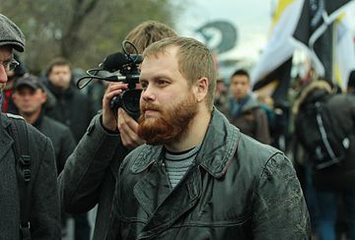 Лидер "Русских" подаст в суд на следователя