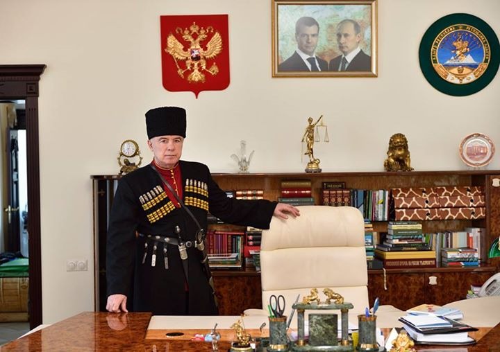 Глава Адыгеи заявил о необходимости менять законы для помощи сирийским черкесам