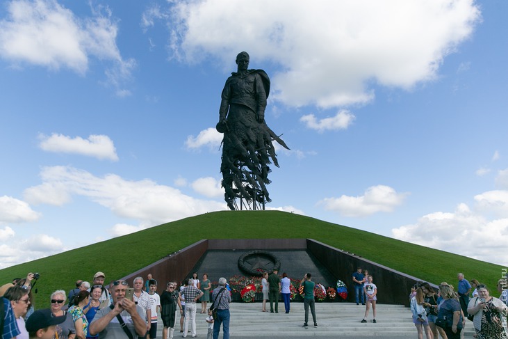 Якутяне почтили память земляков, павших подо Ржевом - Национальный акцент