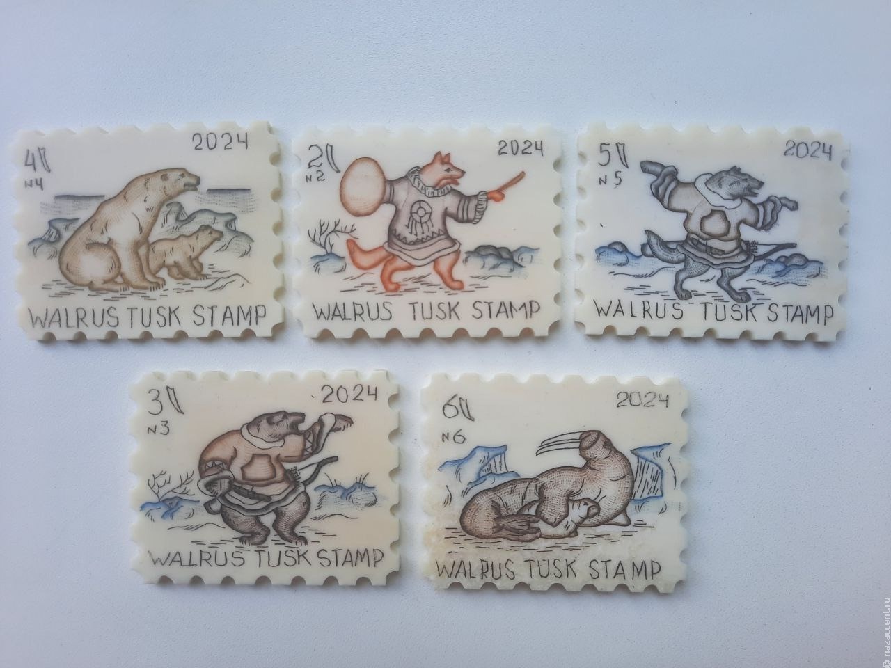 На Чукотке вышла первая в мире коллекция марок из бивня моржа