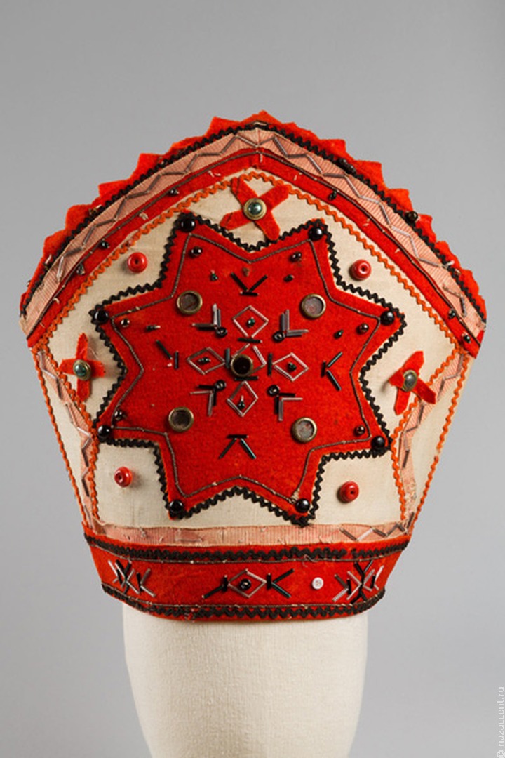 Декор прибалтийских народов представили на выставке в этнографическом музее