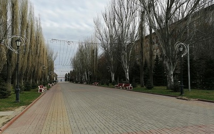 #опустевшие улицы: как выглядят города России в первые дни самоизоляции