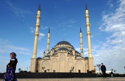 Кремль и мечеть: как возвращаются национальные квоты