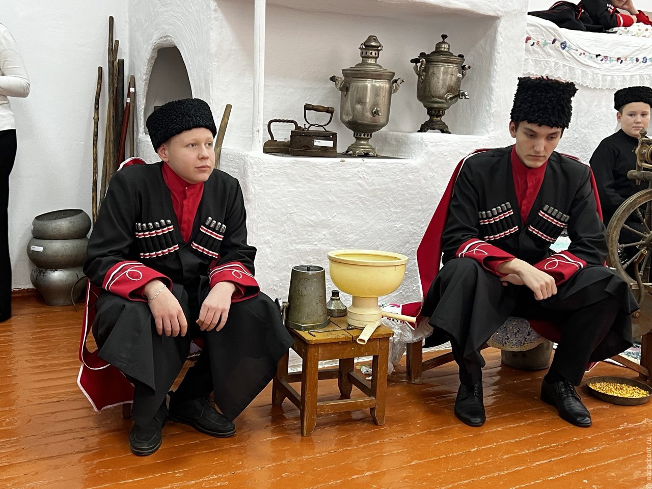 В Совет при президенте по делам казачества вошли Игорь Чайка, Вячеслав Бутко и Николай Худолеев