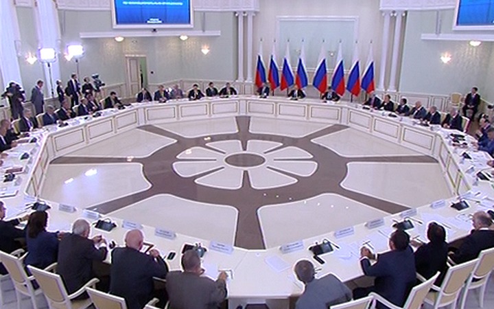 Путин изменил состав Совета по межнациональным отношениям