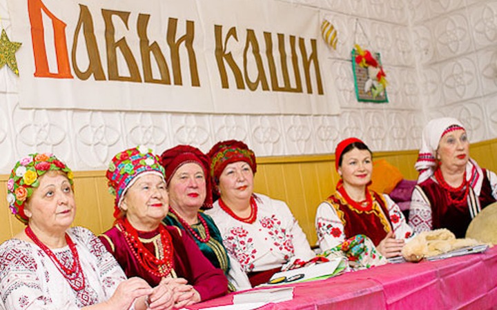 Старинный праздник повивального искусства Бабьи каши проведут во Владивостоке