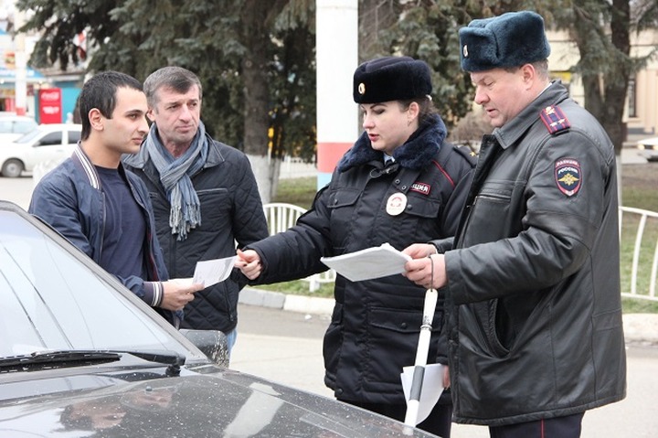 Национальные общины вышли на борьбу с тонировкой в Краснодаре