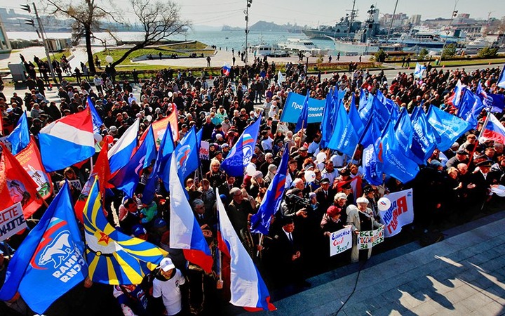 В Крыму "флешмобы" заменили на "народные забавы"
