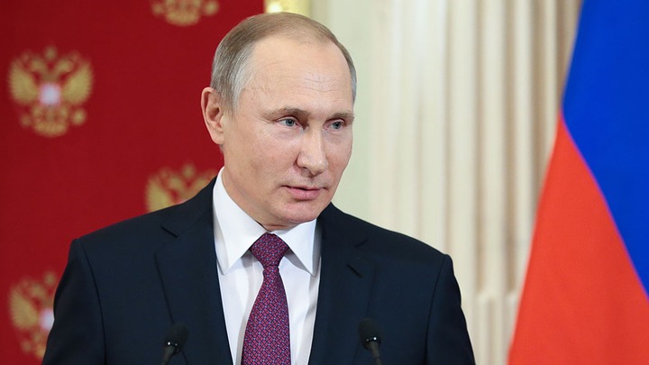 Путин разрешил мигрантам из Киргизии водить без российских прав