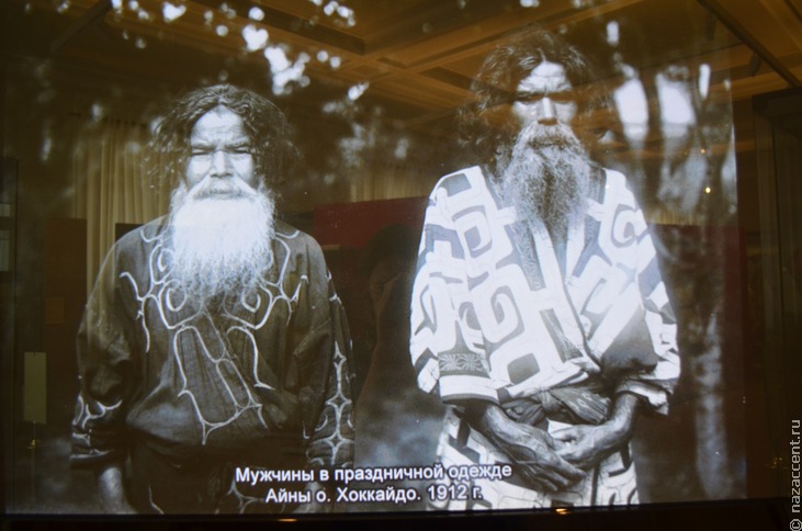 Выставка "Роспись иглой" — одежда народов России в одном зале - Национальный акцент