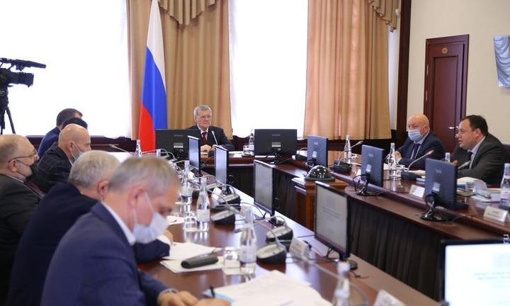 Юрий Чайка попросил власть и общественность в СКФО пресекать любые попытки межнациональной розни