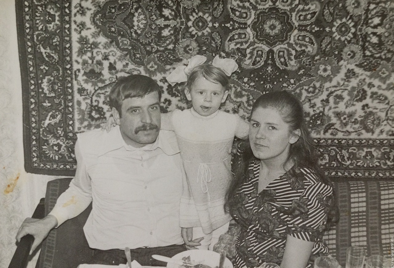 "Казашка, а казахского не знает!"