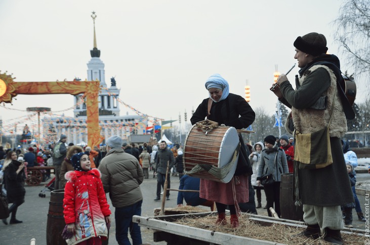 Масленица-2015 в парках Москвы - Национальный акцент