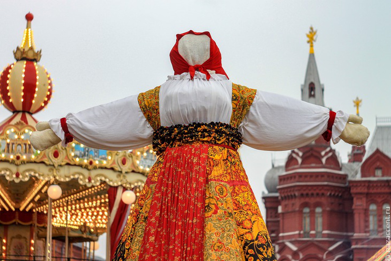 Гостям гуляний на Масленицу в Москве предложат 50 видов блинов
