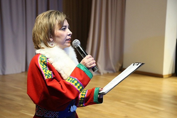 На Ямале продлили срок приема работ на конкурс чтецов на русском и ненецком языках