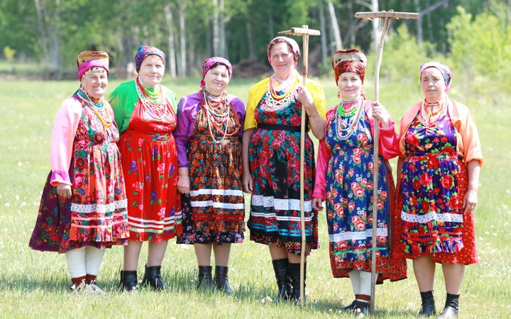 Китайские артисты споют русские песни на фестивале "Семейская круговая" в Забайкальском крае