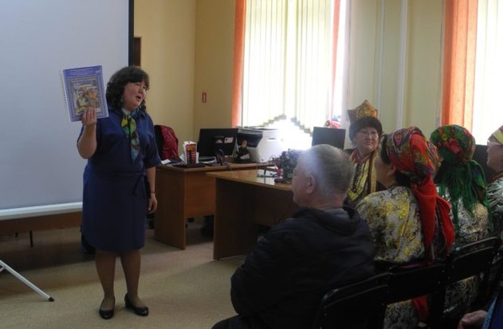 Сборник телеутских сказок для незрячих детей выпустили в Кемеровской области