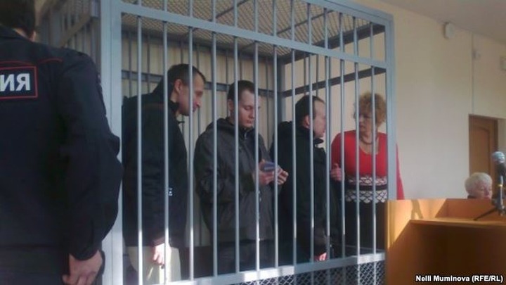 В Калининграде освободили вывесивших флаг Германии активистов