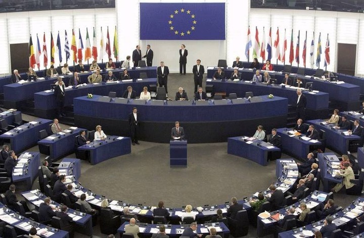 Европарламент потребовал отменить запрет Меджлиса крымских татар