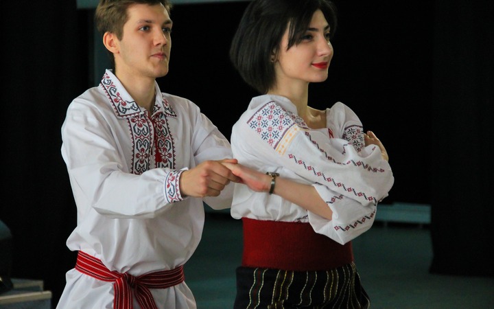 Молдавский праздник встречи весны "Мэрцишор"