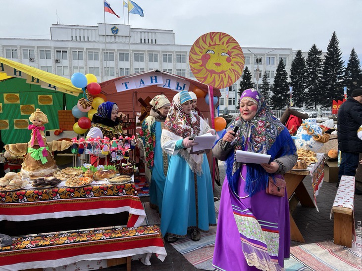 Масленица в Туве - Национальный акцент