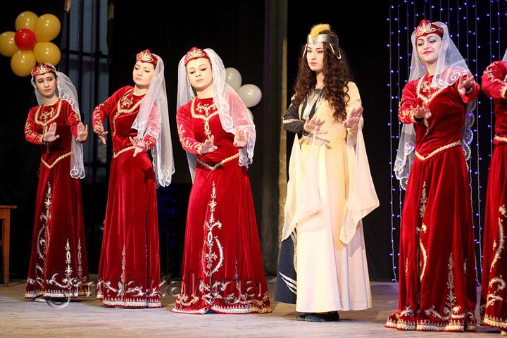 Победительницей калужского "Мисс-Этно" стала армянка